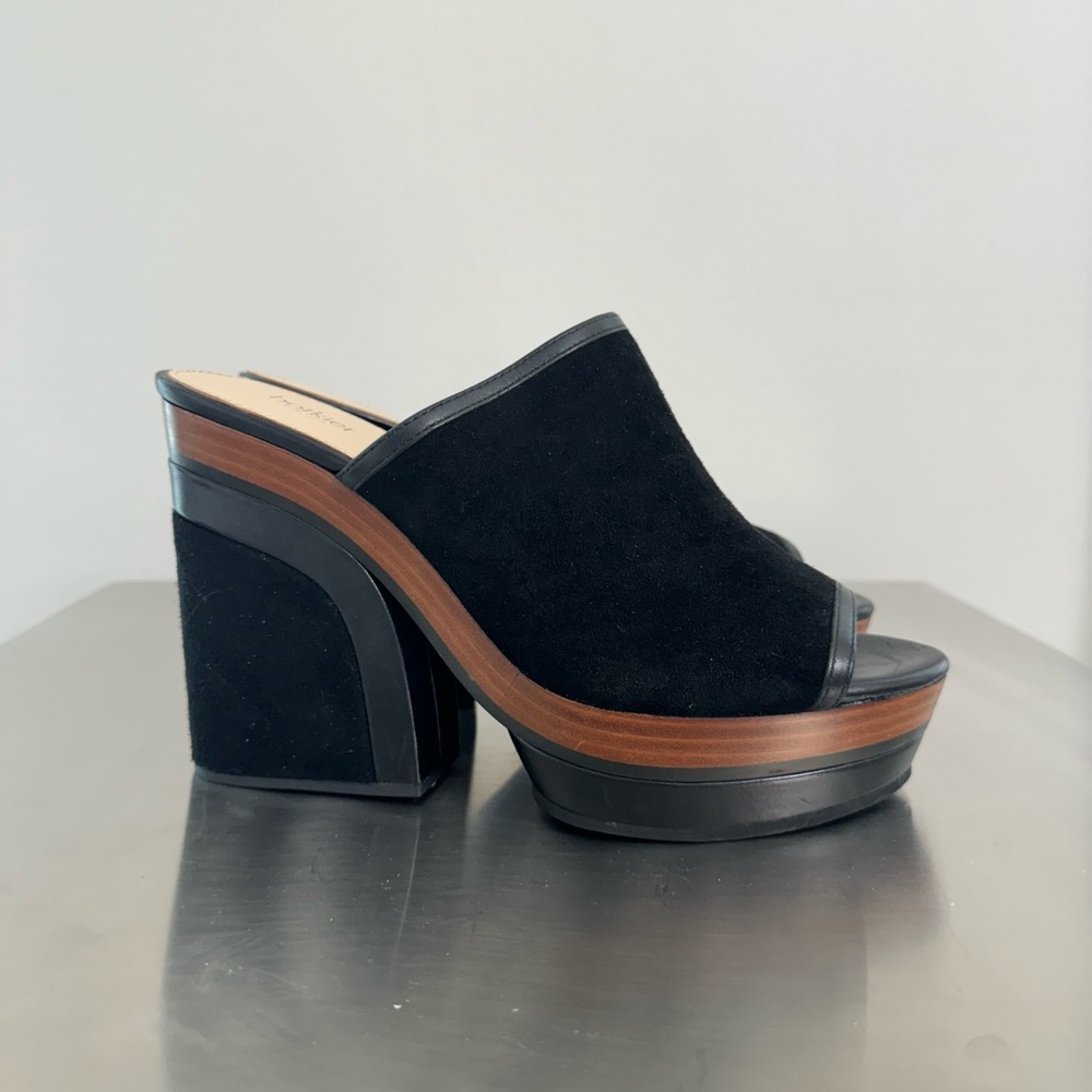 Batkier platform heels